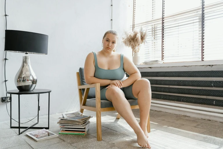 Femmes rondes belles et attirantes : pourquoi les hommes les aiment